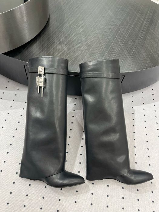 Cizme Givenchy Shark Lock