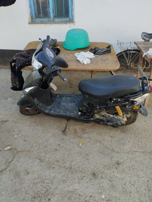 Скутер 80 кубов стоимаст 100 000