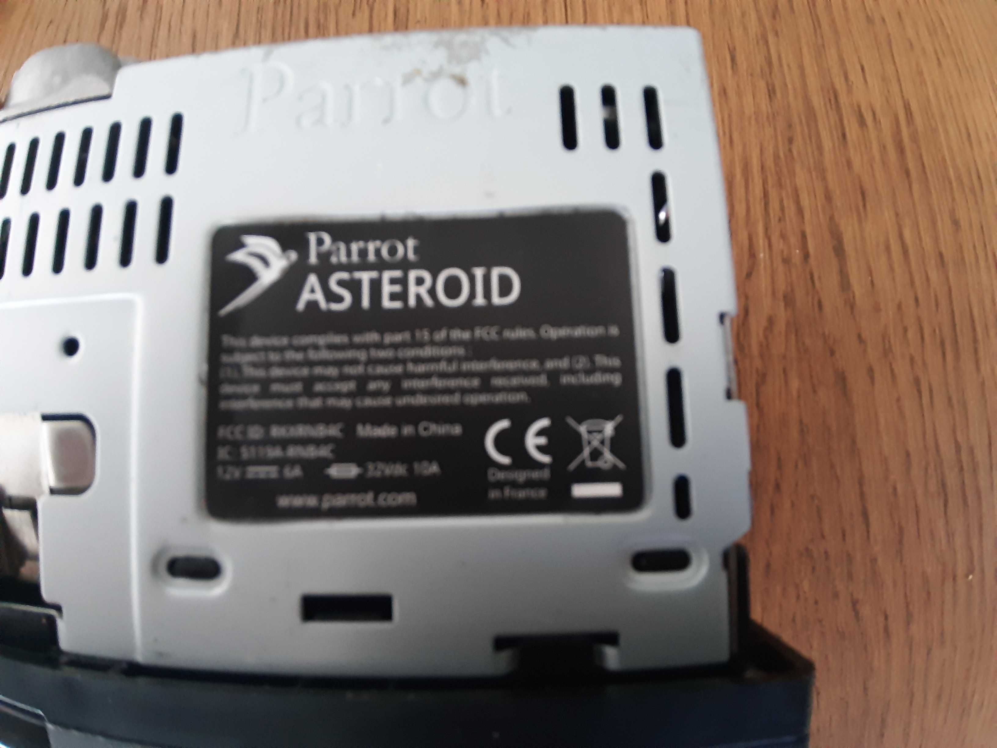 Parrot Asteroid Car Multimedia Receiver