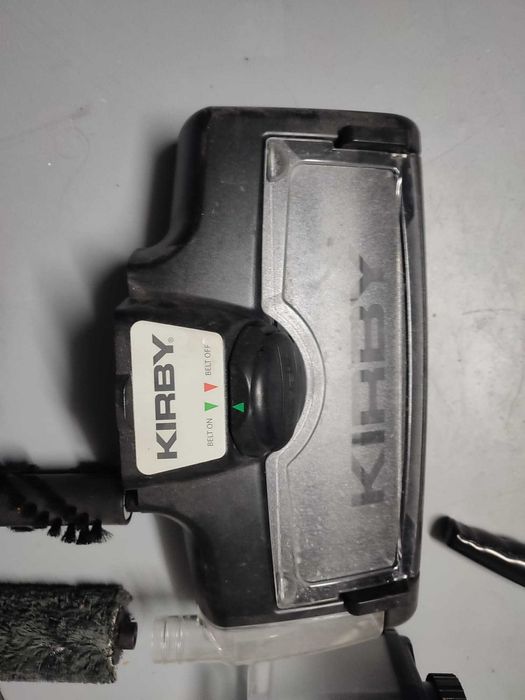 De vanzare Aspirator Kirby 2ani vechime