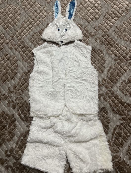 Прокат костюм зайчика на мальчика