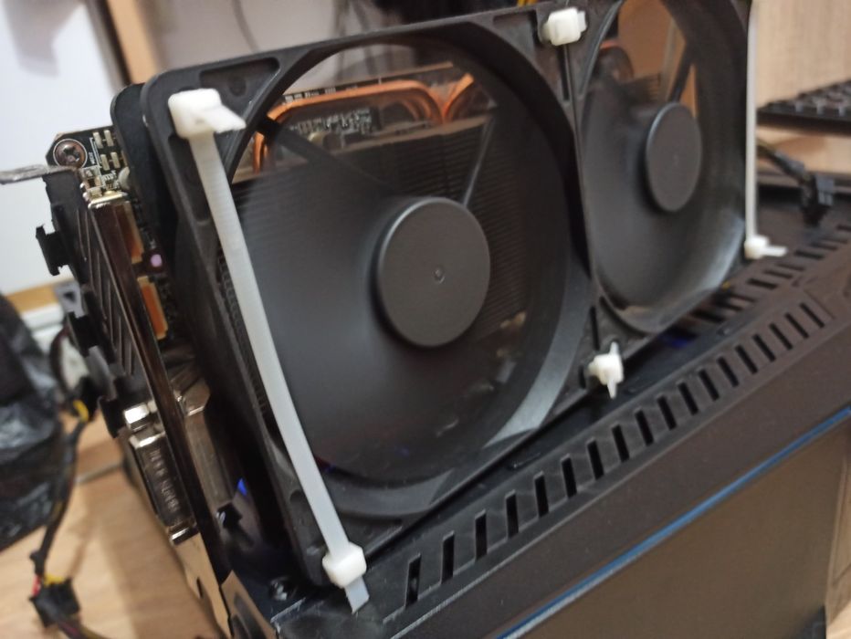 Видеокарти 4 GB в отлично състояние!