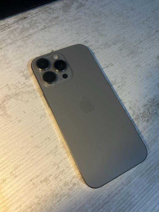 iPhone 16 Pro Max 256 Gb