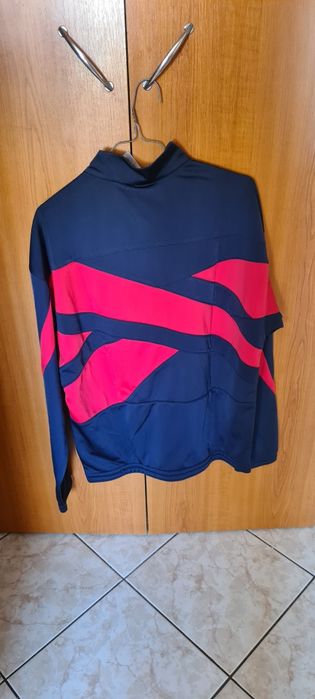 Bluza Reebok de primăvară