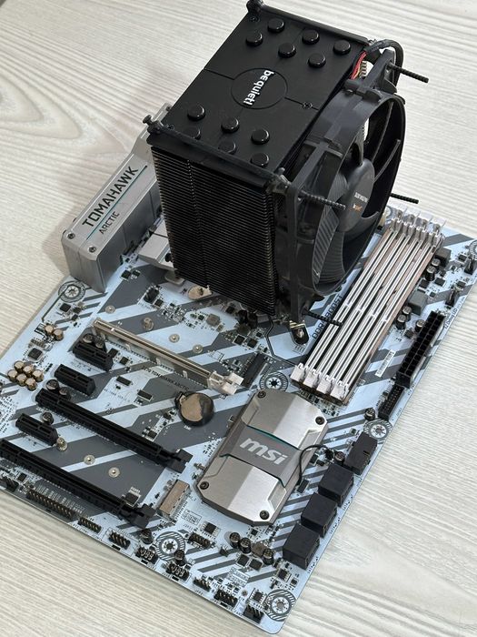 Комплект Intel i7-7700k + z270 MSI Tomahawk