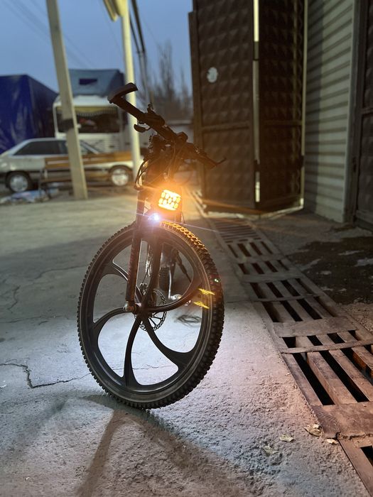 Продоется велосипед в хорошем состояний. Есть не большой торг.