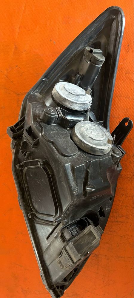Far  stanga Ford Focus 2 Facelift 2007-2010