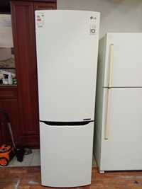 Отличный вариант холодильник двухкамерный ноуфрост Лж р-н аккент