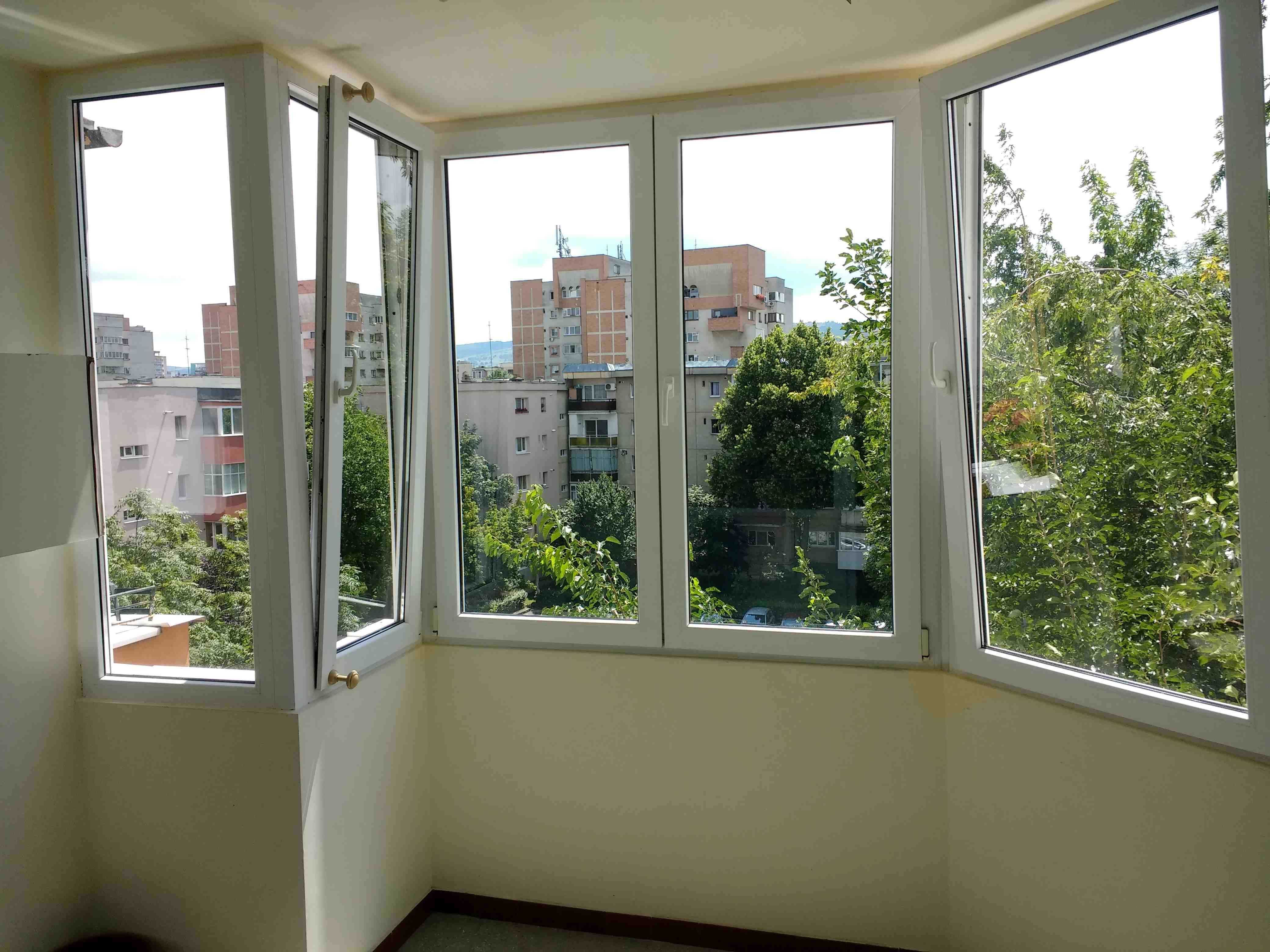 Apartament cu 4 Camere, 105 mp,
Aleea Godeanu,  Gheorgheni, Cluj