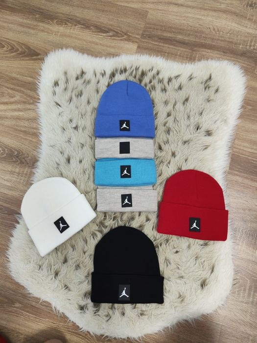 Căciulă Jordan căciulă Nike căciulă Adidas căciulă Dior diverse culori