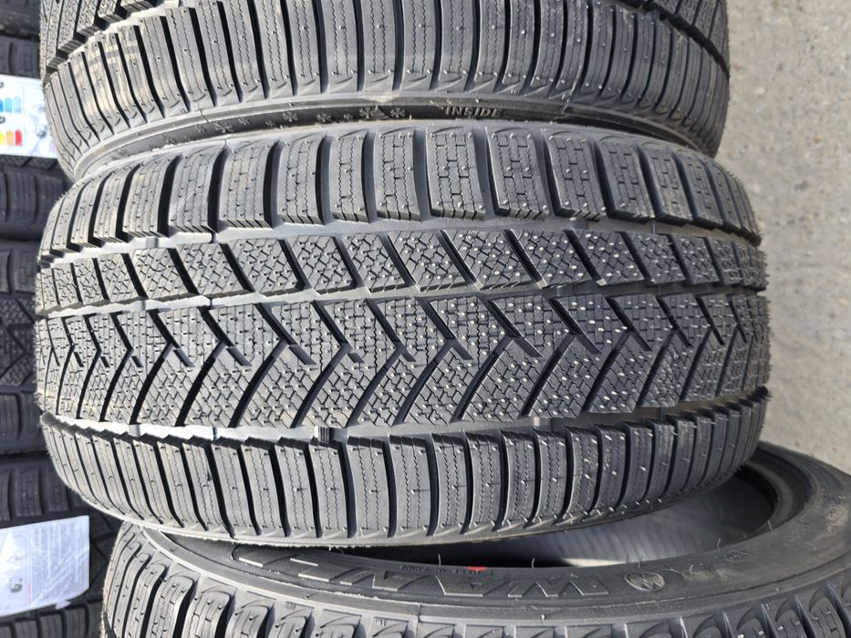 Anvelope de iarna 225-40r18 Wanli