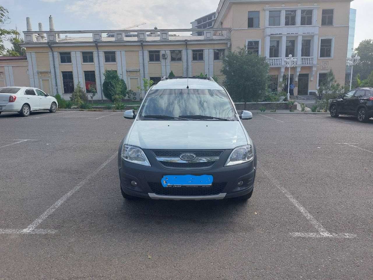 Lada Largus Cross