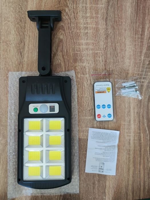 SET 3x Lampa Solara cu senzor telecomanda și 3 moduri de iluminat