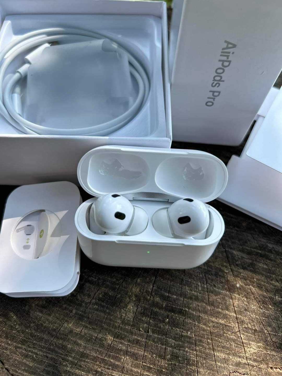 Слушалки Apple Airpods Pro