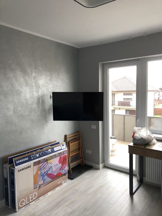 Montaj oglinda baie . Montaj tv perete . Montaj mașina spălat
