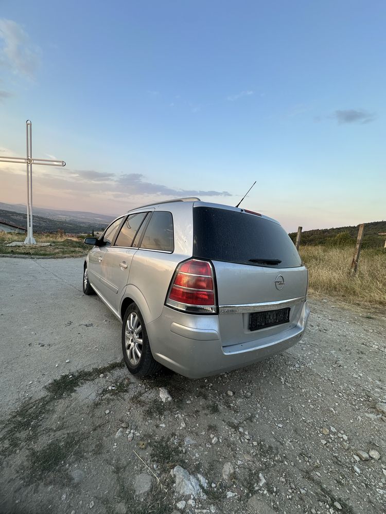 Opel Zafira B 1.9cdti 120