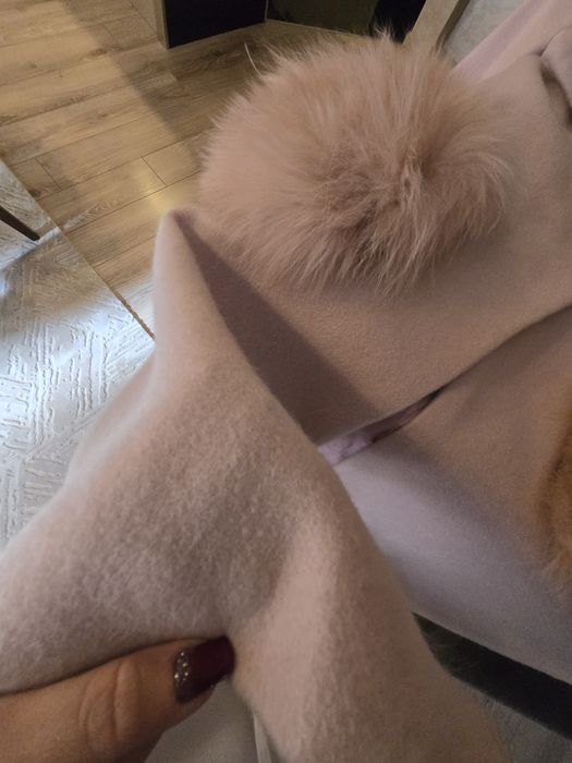 Дамско палто в пепел от рози с естествен косъм