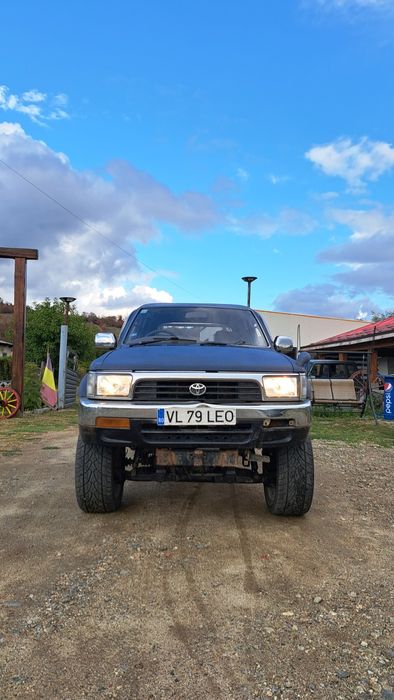 Toyota surf hilux