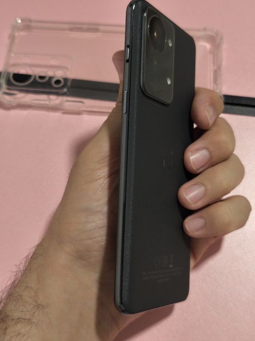 Oneplus Nord 2T 5G 128GB 8GB RAM pachet complet + bonus