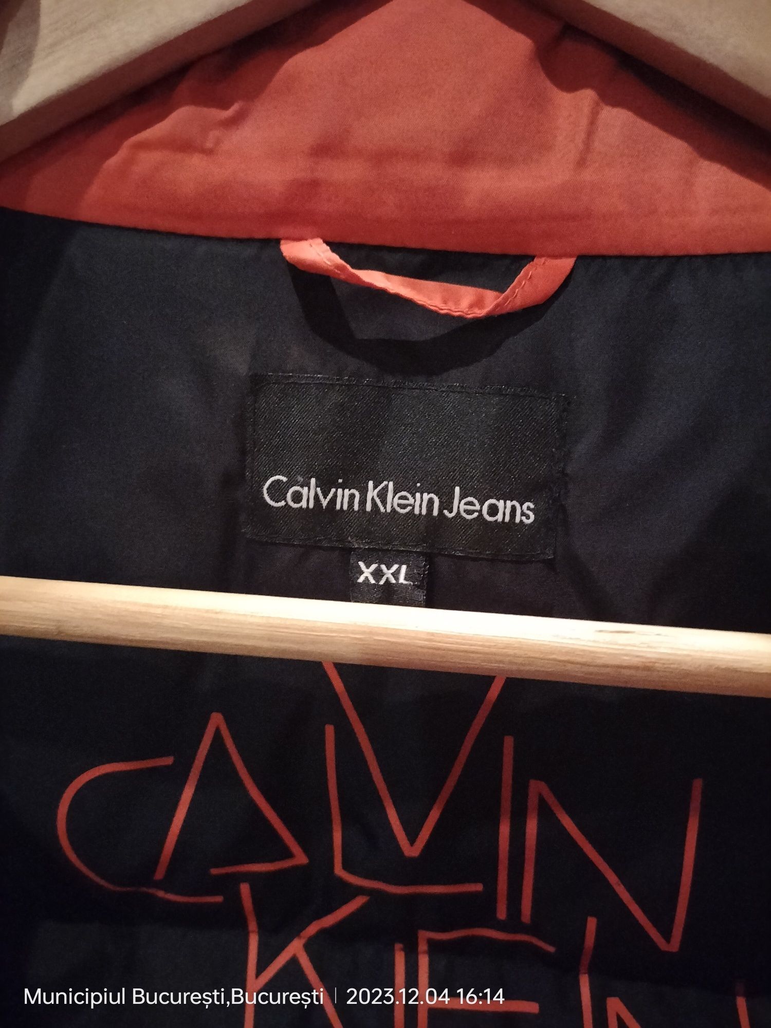 Geacă puf Calvin Klein originală!!! Mărimea XXL