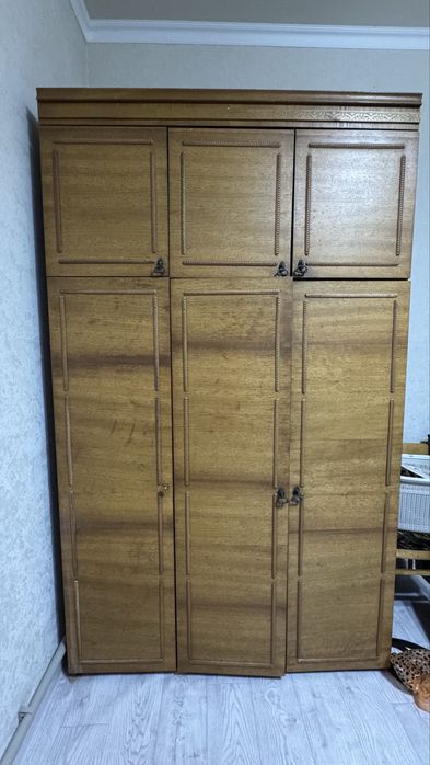 Продается шифоньер