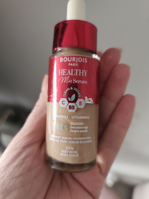 Bourjois фон дюърн с витамини