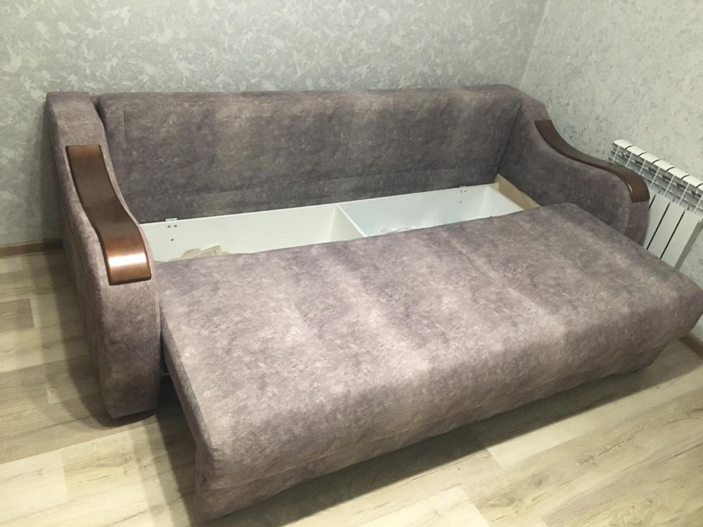 Продается  диван