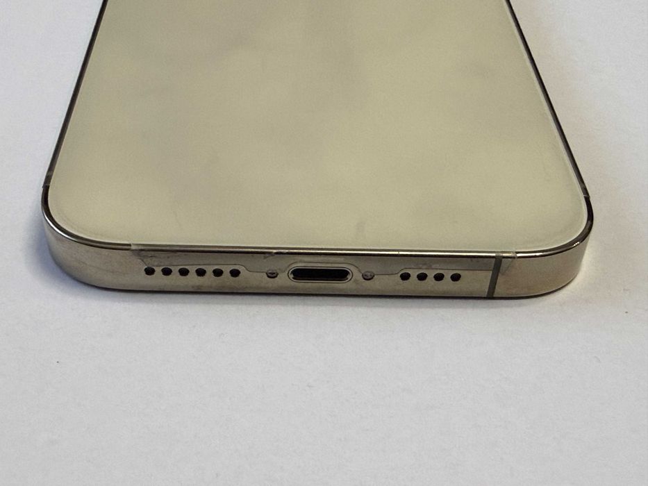Apple iPhone 14 Pro Max 256GB Gold+много аксесоари. Пълен комплект