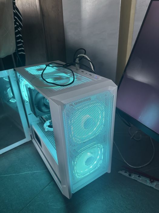 Vand pc gaming + monitor 27’ 144 hz