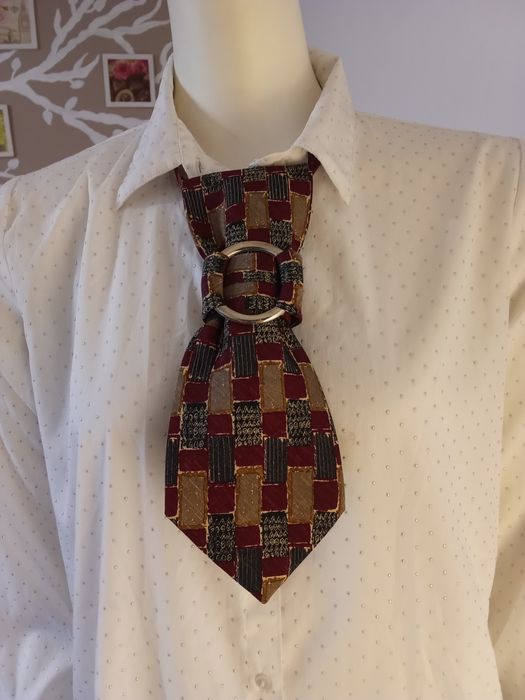 Cravata redefinita mătase