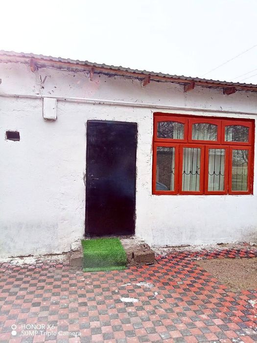 Яшнаабадский район Чкалов  2дом2 сот 2 комн