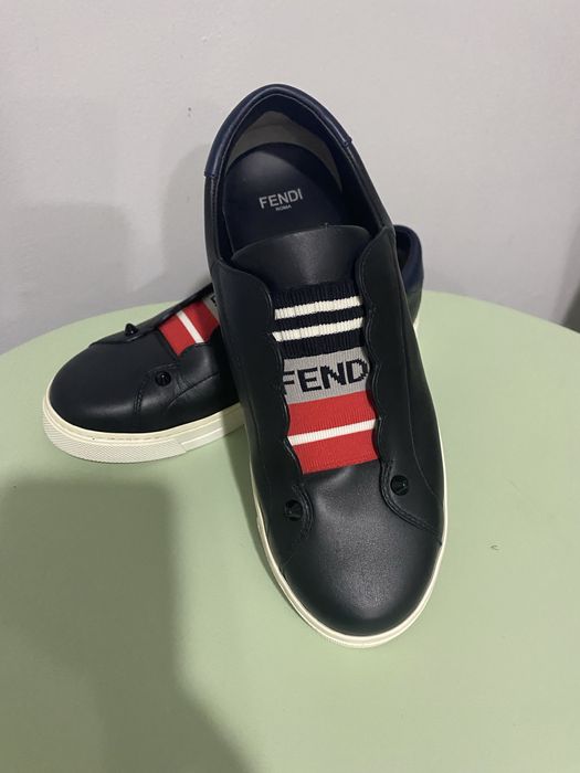 Adidasi dama Fendi piele