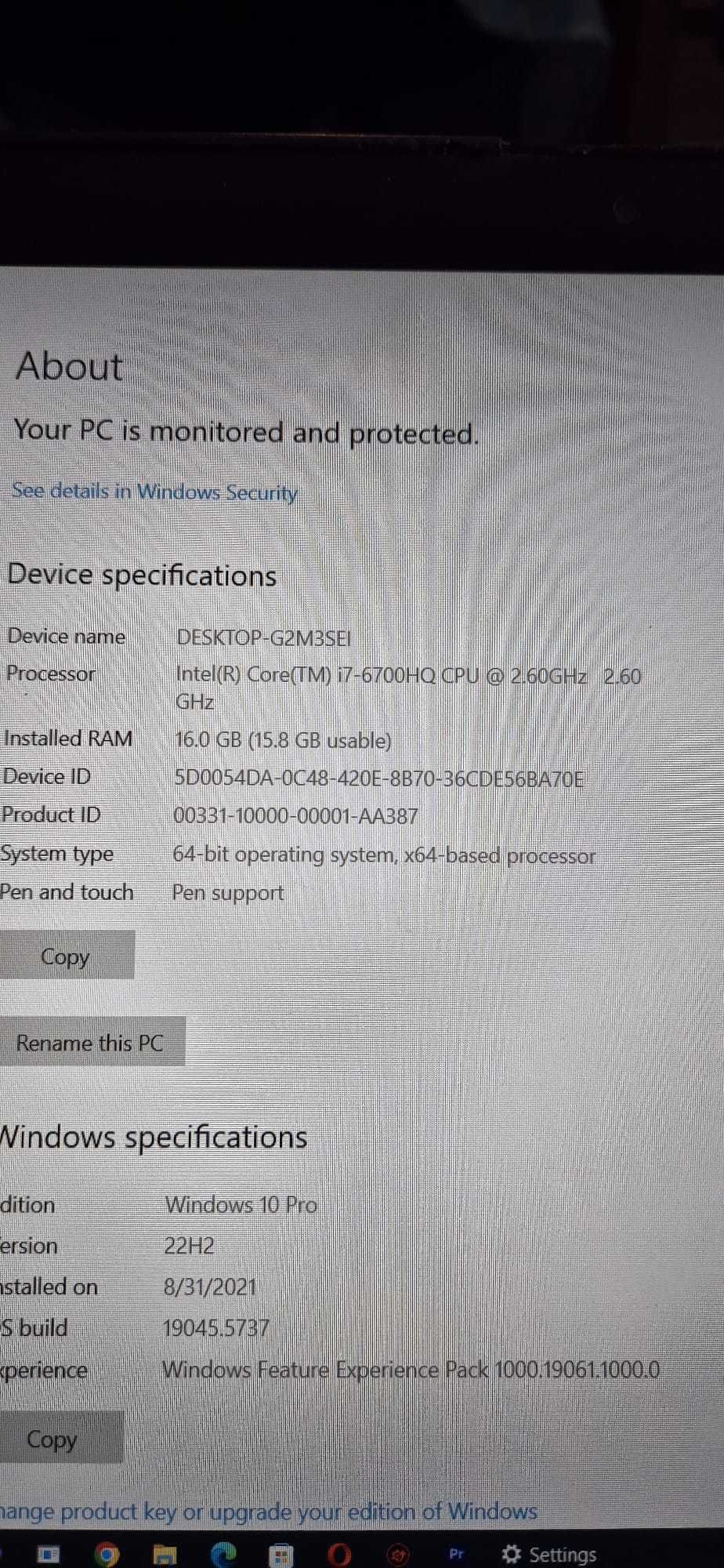 Laptop Lenovo, i7 2.6 0GHz (până la 3.5), GTX 960M 4GB, 16GB RAM, SSD