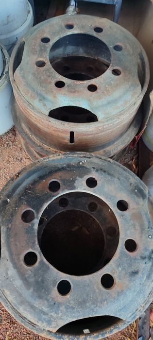 Продам 4 диска зиловских