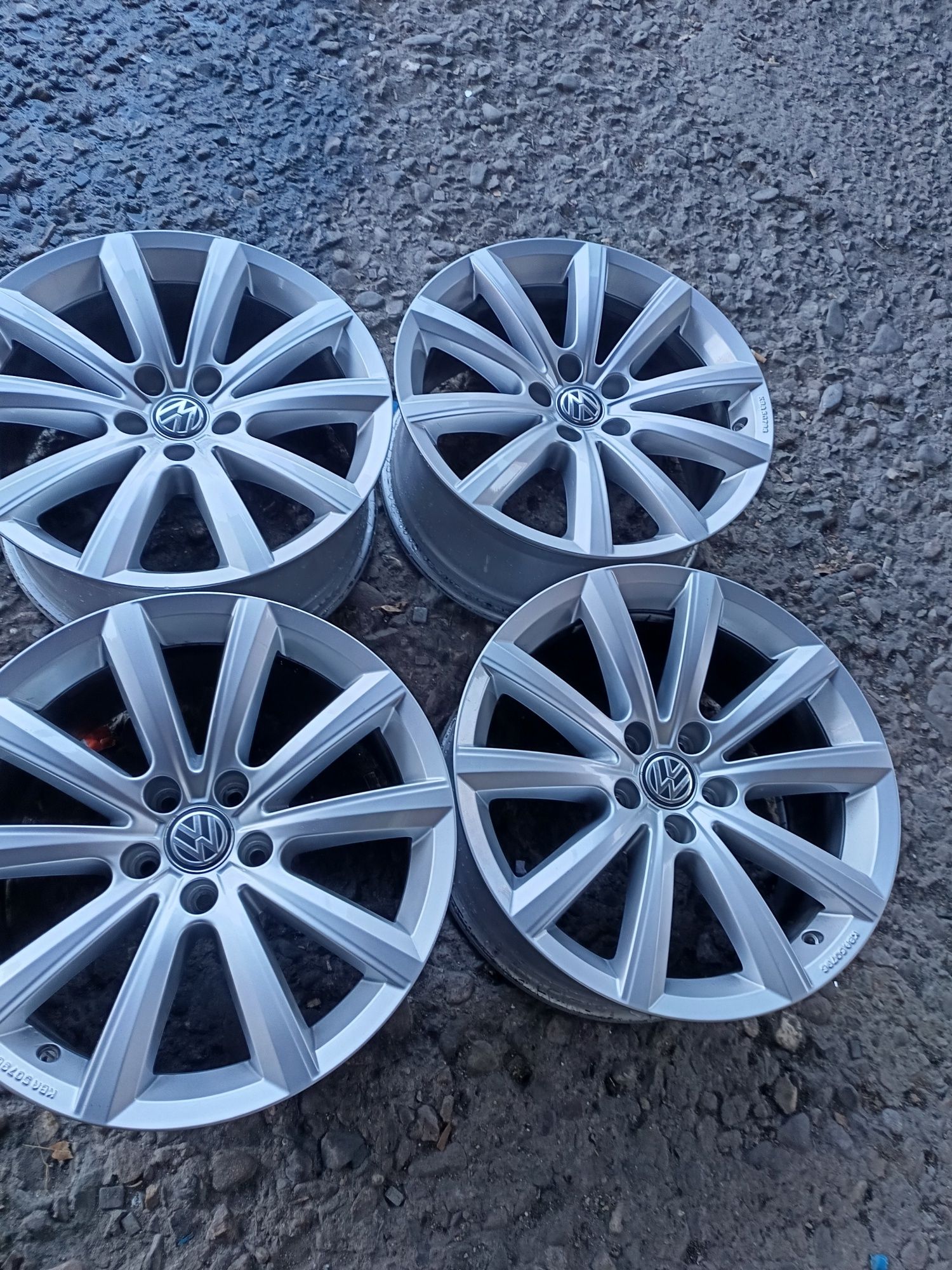 18ц.Оригинални джанти за Vw,Audi 5x112