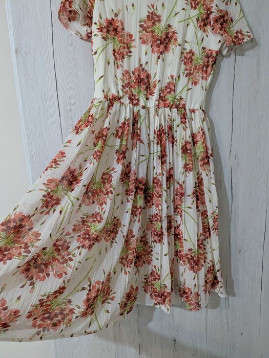 Rochie de vara inflorata