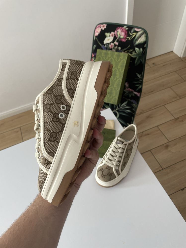 Adidasi/Sneakers Gucci Tenis