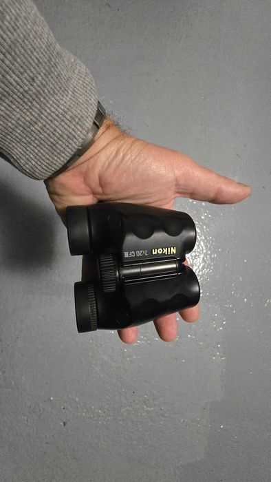 Binoclu Nikon 7x20 Travelite CFIII