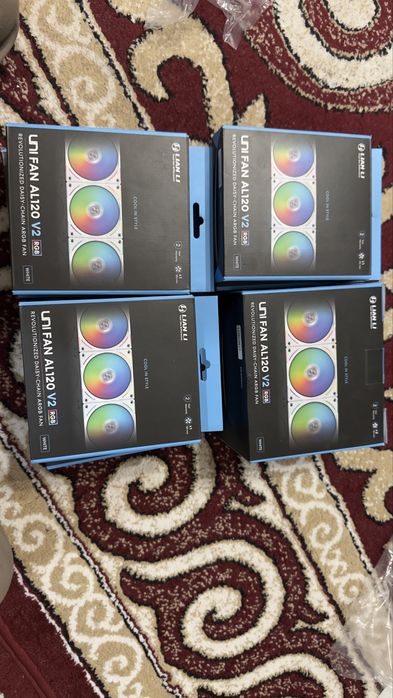 Продам Lian Li кулер