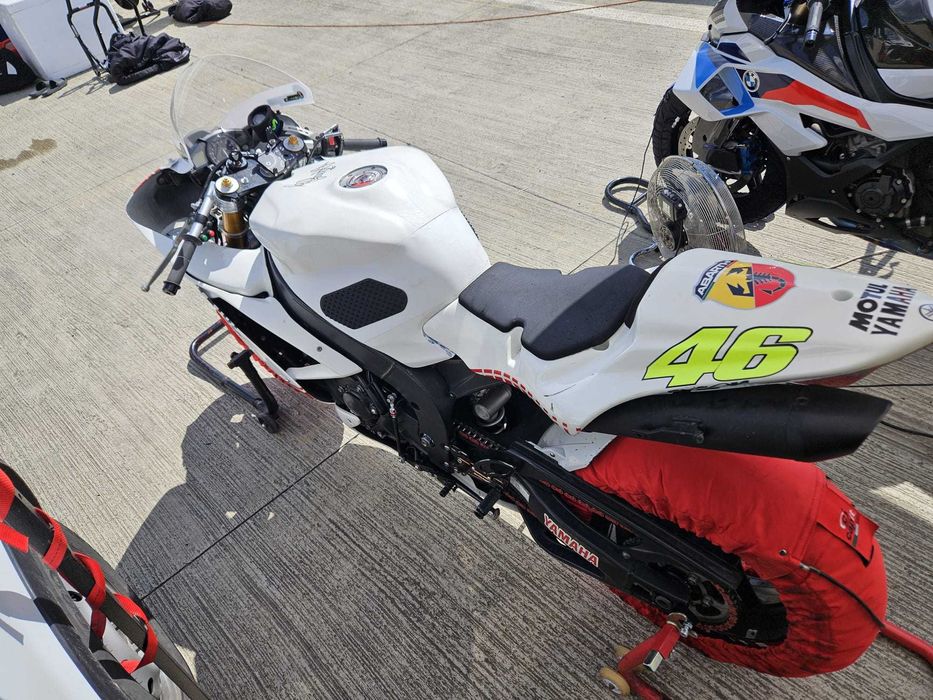 Yamaha R1 2008 - Circuit/pista/track