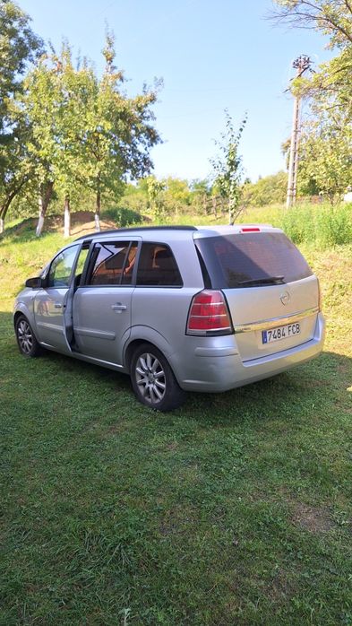 Opel zafira b 7 locuri