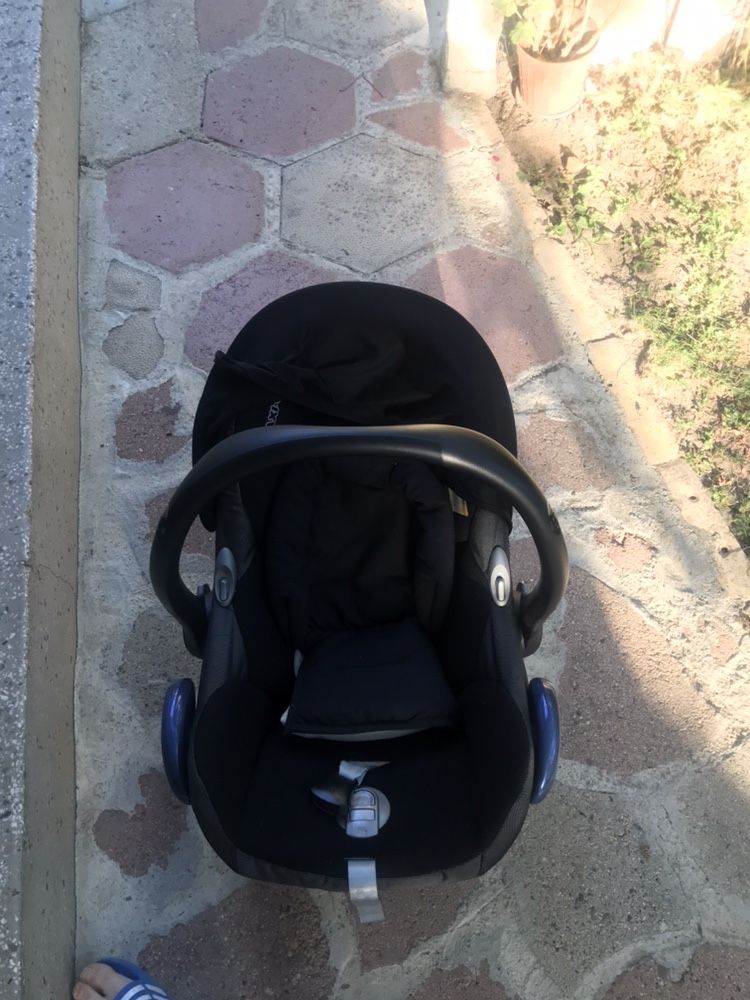 Кошче за кола maxi cosi