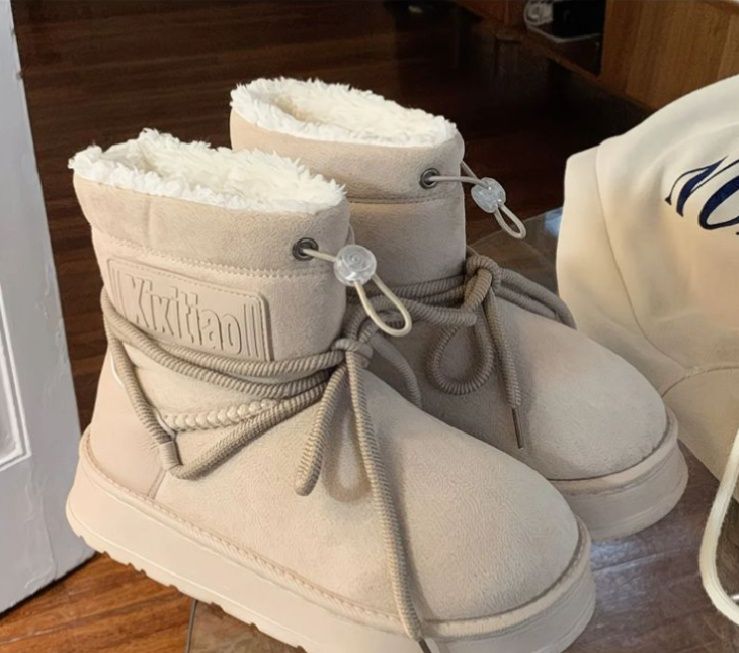 Продам новые сапоги зимние женские