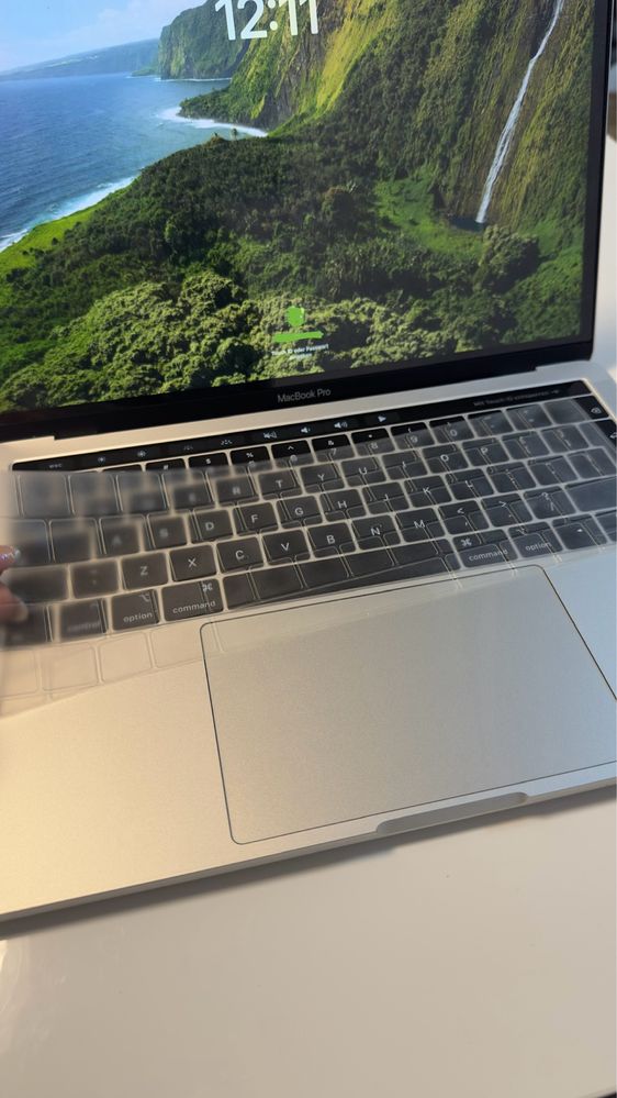 MacBook Pro 13-inch