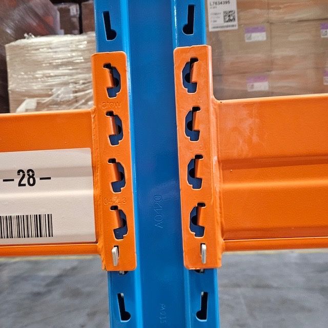 Rafturi metalice premium