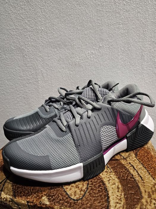Pantofi sport Nike Zoom GP Challenge 1 – noi, mărimea 42 (EU)