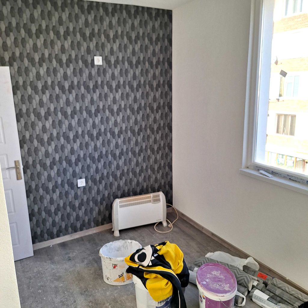 Продава се Тристаен апартамент в Смолян, в.з. Смолян - 100 кв.м за 880 €/кв.м - Снимка #1