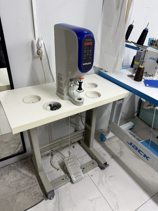 Пресс для кнопки срочна продам новый