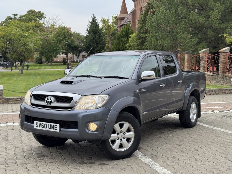 Toyota Hilux 3.0 D4D Invincible