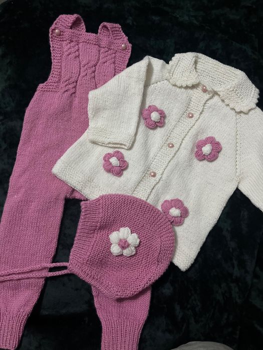 Вязанная тройка для маленьких принцесс